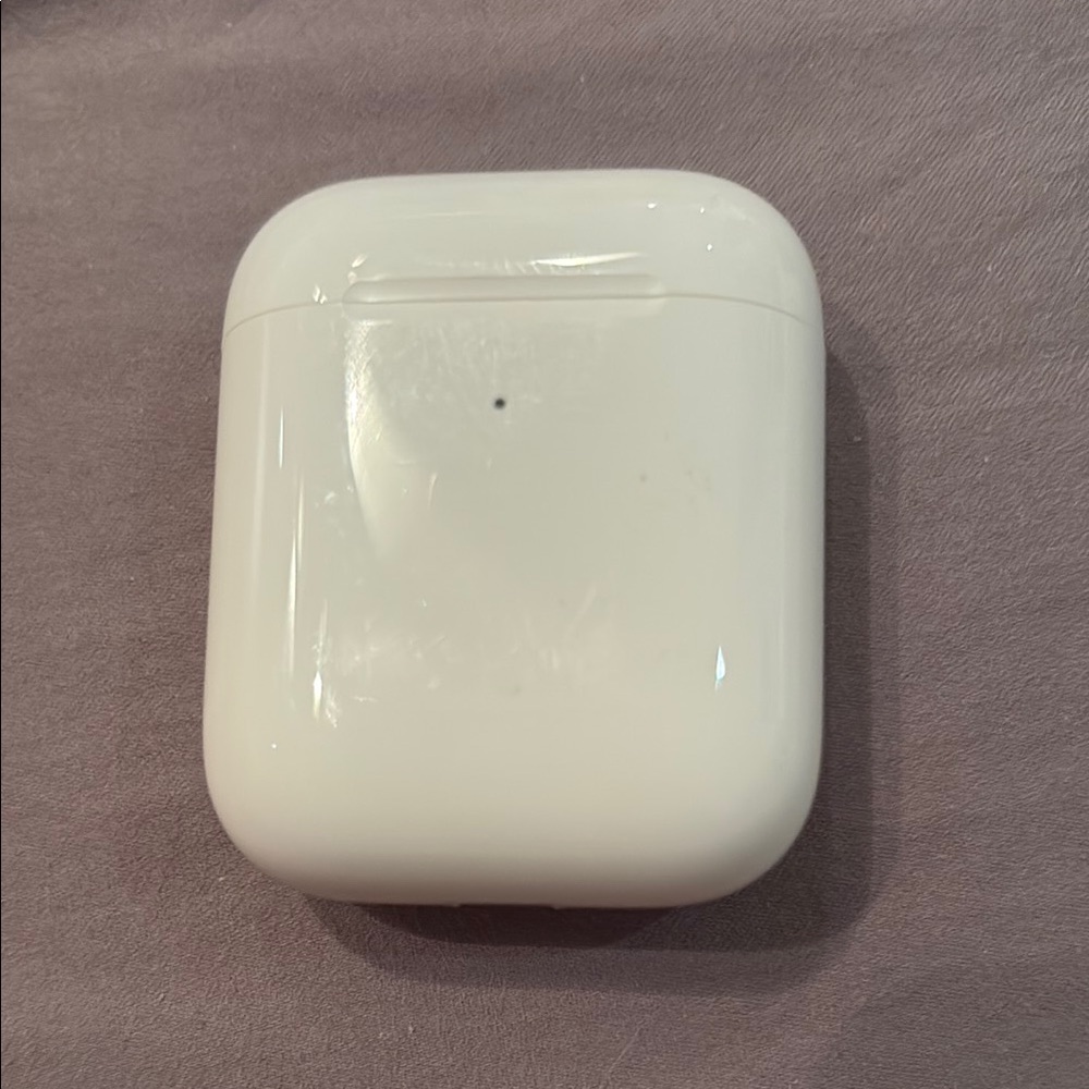 AirPods 2 Wireless Charging Case